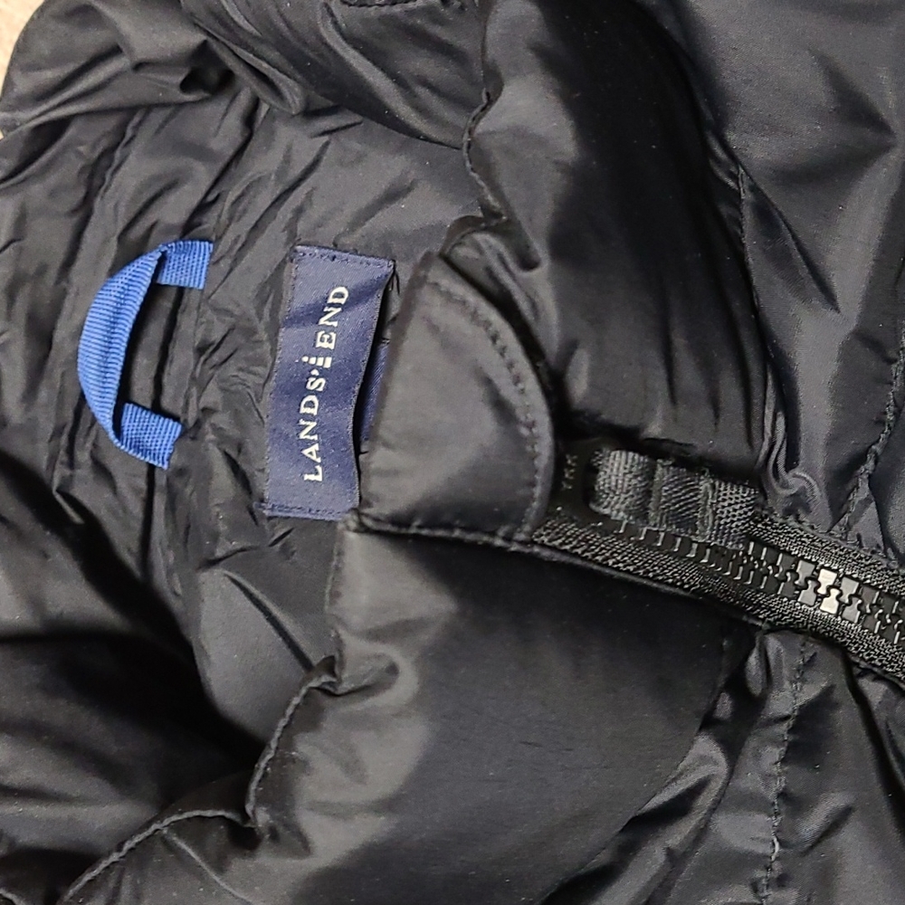Lands End Men's Down Vest size Large - Picture 6 of 9